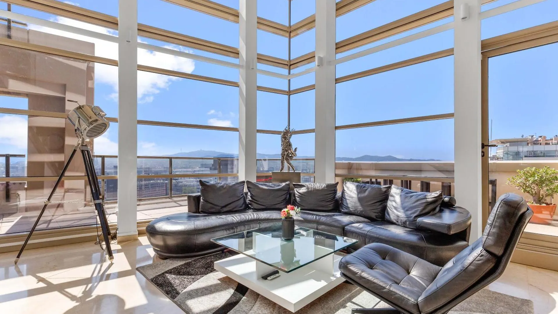 Апартаменты Penthouse Duplex With Epic Views Барселона