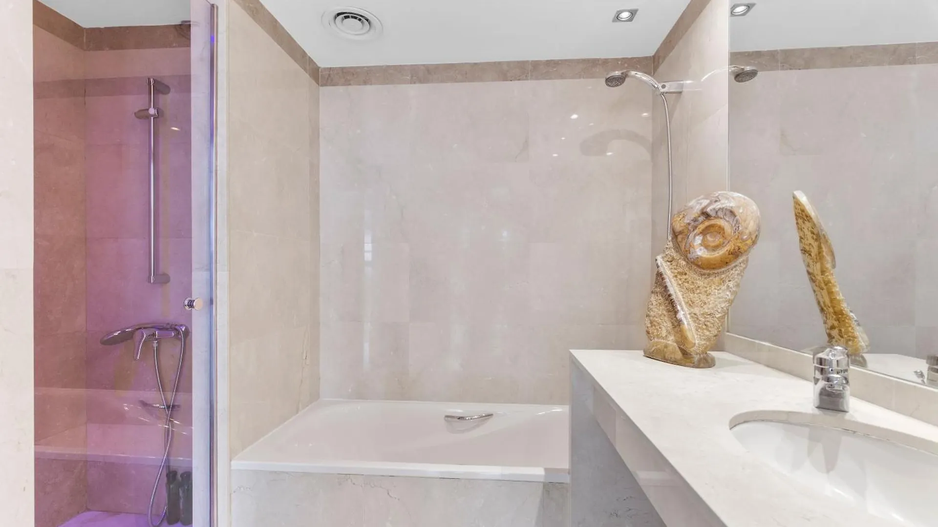 Апартаменты Penthouse Duplex With Epic Views Барселона